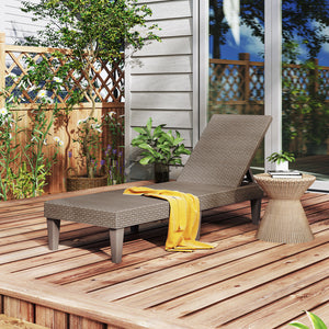 Outdoor lounge chair with textured, waterproof rattan-look PP surface - Brown