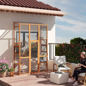 Wooden cat enclosure with 6 jumping platforms, a scratching post, 2 ramps and a waterproof roof