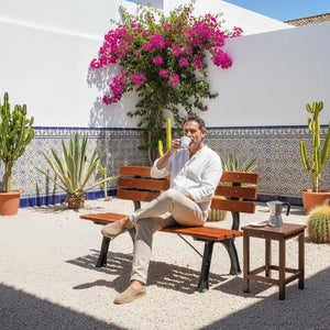 Two-seater garden bench in aluminium and wood with slatted backrest