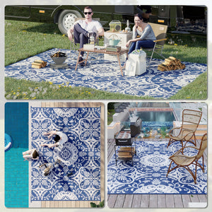 Portable outdoor mat with carrying bag