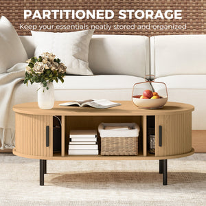Table basse avec portes coulissantes à tambour et table de rangement centrale, pieds en métal, couleur bois naturel