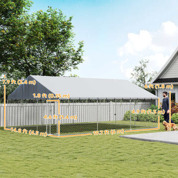 Galvanized steel kennel with roof and safety latches