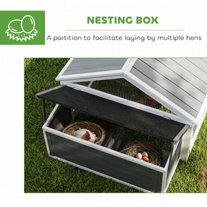 Coop with nesting box, wooden roof and side door for 4 to 8 chickens