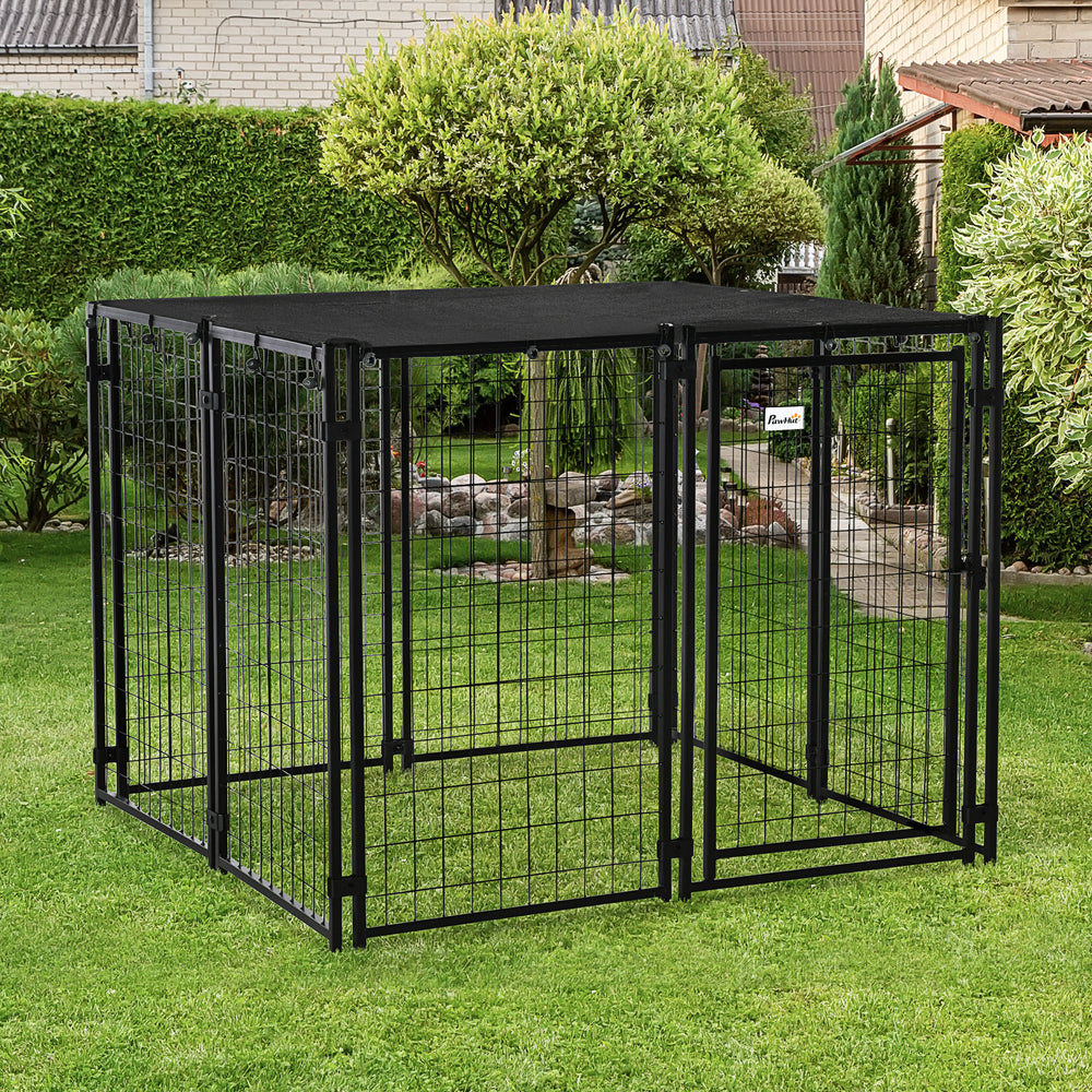 Lockable Outdoor Enclosure with Roof, Black