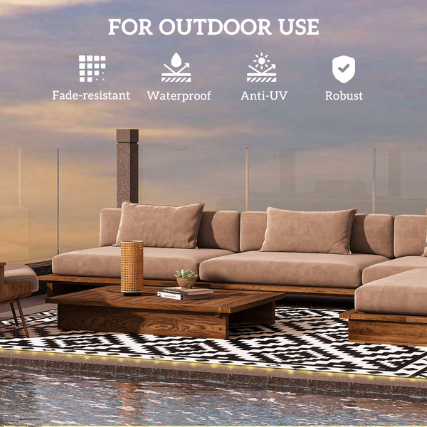 Reversible plastic straw outdoor rug with LED lights 12 ft x 9 ft