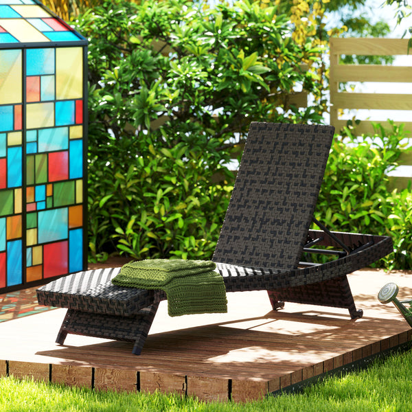 Outdoor Folding Rattan Reclining Lounge Chair with 5-Level Adjustable Backrest and Casters, Mixed Brown