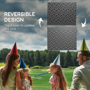 Reversible waterproof outdoor rug made of plastic straw