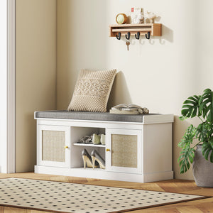 Shoe bench with padded cushion, white