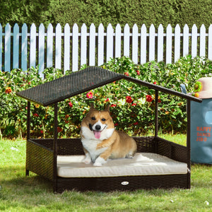 Raised rattan niche with canopy, off-white