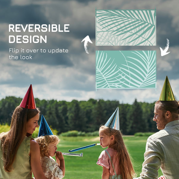 Reversible outdoor mat with carrying bag