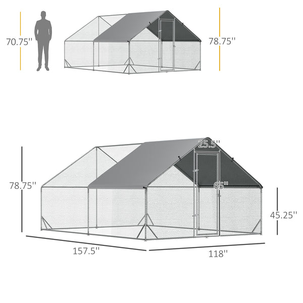 Outdoor chicken coop with shelter and lockable door