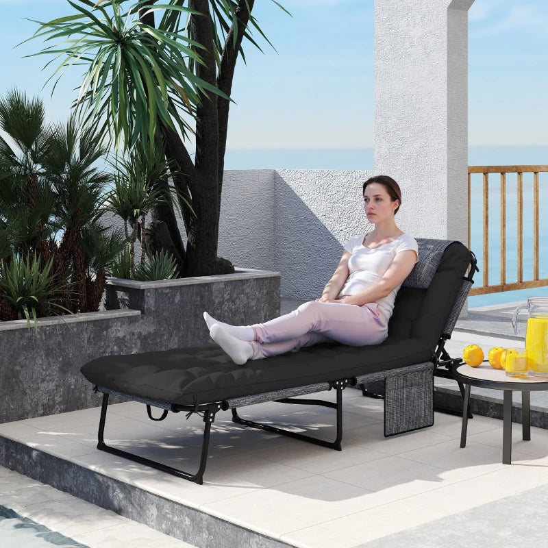 Chaise longue pliante noire avec dossier inclinable à 4 niveaux et coussin – idéale pour terrasse, jardin ou piscine
