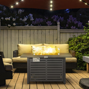 Foyer d'extérieur au gaz propane avec plateau en acier, pare-vent en verre et couvercle, idéal pour terrasse ou jardin