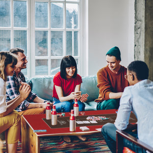 12-player poker mat, red
