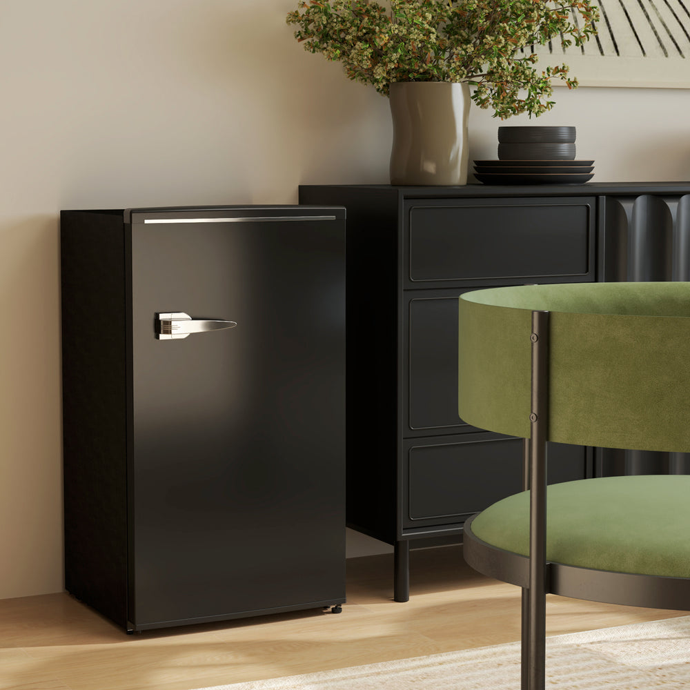 88L (3.1 cu. ft.) Compact Single-Door Retro Mini Fridge, Adjustable Thermostat, 2 Glass Shelves, Black