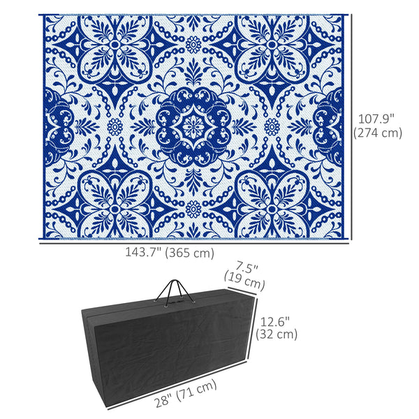 Portable outdoor mat with carrying bag