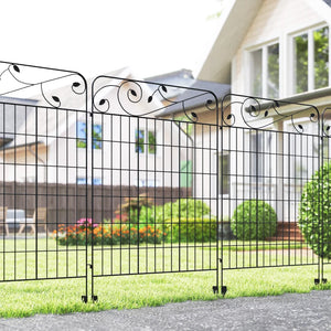 Metal garden fence panels, set of 4, square vine pattern