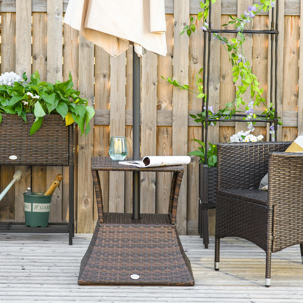 Square side table in woven rattan with 2-tier storage