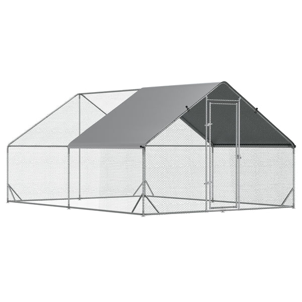 Outdoor chicken coop with shelter and lockable door