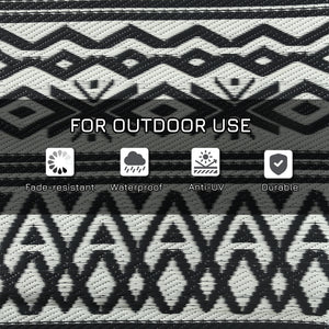 Reversible waterproof outdoor rug made of plastic straw