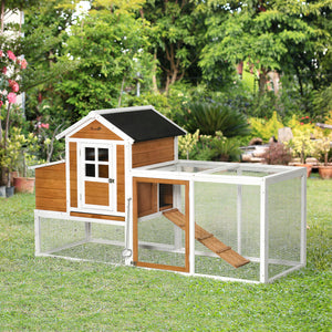 Waterproof chicken coop for 2 to 4 hens with nesting box