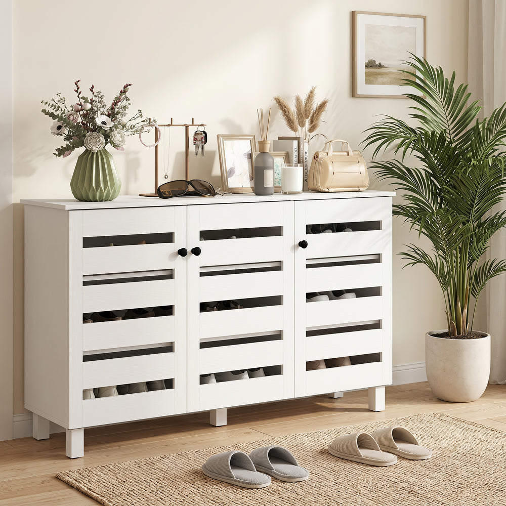 Shoe cabinet with 2 cupboards and adjustable shelves for 15 pairs, white